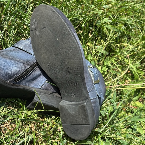 Miz Mooz Slate Blue Ankle Boots size 38 (7.5) - Picture 8 of 9
